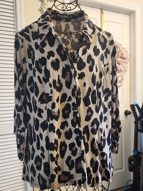 Knapp Studio Beige Leopard Print Blouse